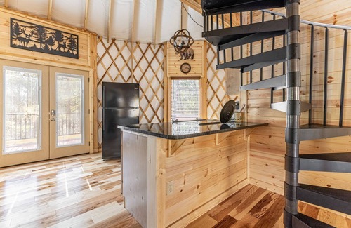 Pigeon Forge Cabin | McBeary is Cozy, Cute, Luxury Yurt w/Big Deck, Hot Tub - Next to Dollywood
