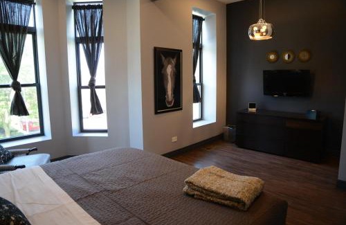 Bronzeville House | McCormick Place Guest House