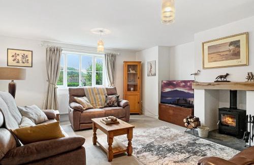 Brushford House | Meadow View Brushford