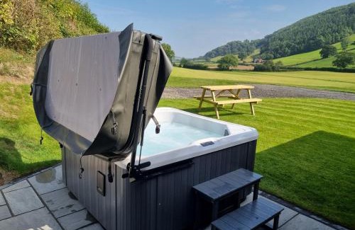 Meifod House | Meadow View