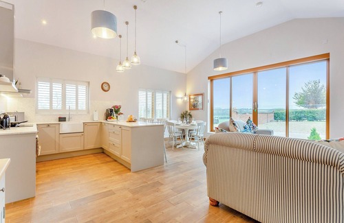 Twywell Cottage | Meadow View - UK47974