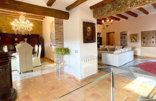 Els Plans de Sio Villa | Medieval 16th Century Castle, 1 hour from Barcelona!