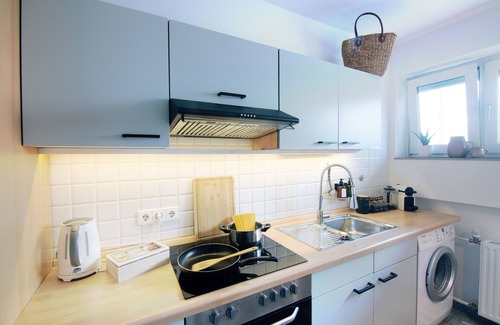 Bahnhofsvorstadt Apartment | Mediterranean design apartment I Central with cathedral view