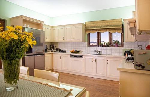 Marathon Villa | Mediterranean villa with private pool, just 40klm from Athens