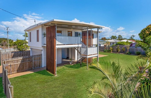 Townsville Apartment | Meenan down