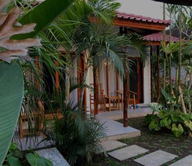Medewi House | Meera house and stay