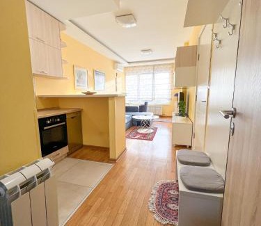 Đeram Apartment | Mega Lux Apartment