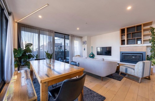 Northcote Apartment | Mega Style Apartments The General
