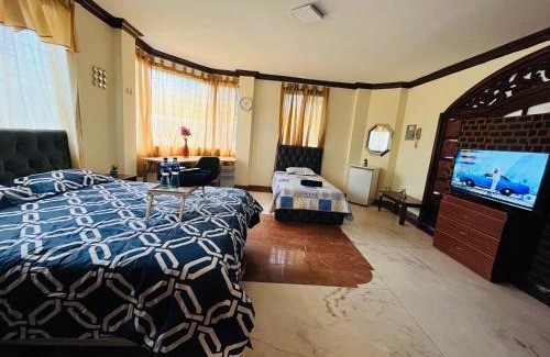 Kennedy Apartment | Mega Suite junto al San Marino Shopping