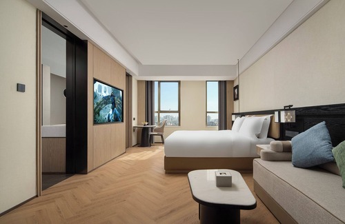 Shiqiao Hotel | Mehood Lestie International Hotel Panyu Flagship Branch - Free Shuttle Bus to Canton Fair Complex During Canton Fair Period
