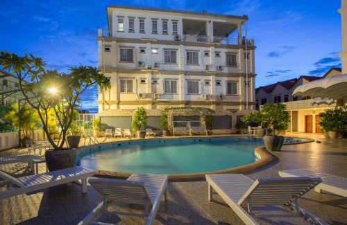 Ruessei Kaev Hotel | MekongView 1 CondoTel