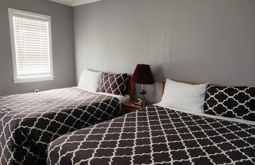 Melville Hotel | Melsask Motel