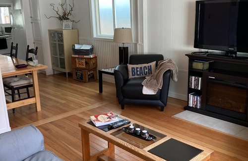 Cultus Lake Cottage | Memories Cottage is steps from beach and close to water slides amusement park.