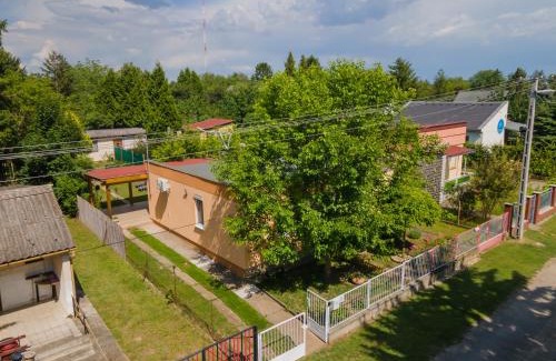 Siofok-Szabadifurdo Apartment | Menta Apartman