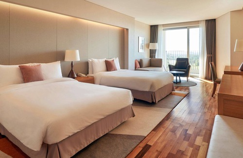 Jungmun Hotel | Mercure Ambassador Jeju
