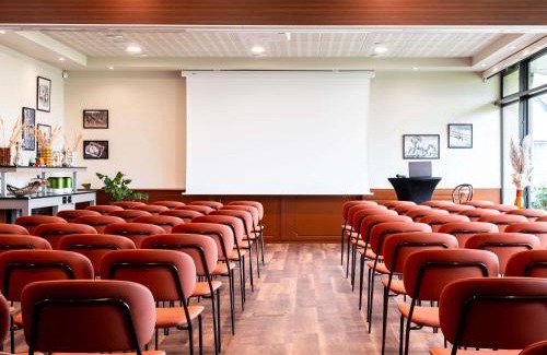 Port-en-Bessin-Huppain Hotel | Mercure Bayeux Omaha Beach