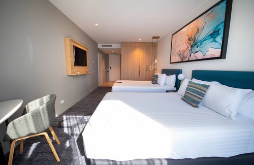 Belconnen Hotel | Mercure Canberra Belconnen