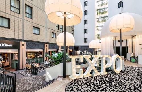Vanves Hotel | Mercure Paris Porte De Versailles Expo