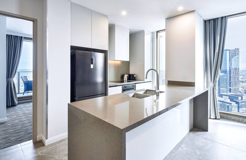 Parramatta Hotel | Meriton Suites George Street, Parramatta