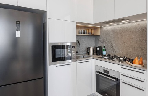 Parramatta Hotel | Meriton Suites George Street, Parramatta