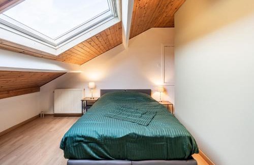 Merksplas House | Merksplas Villa with Terrace