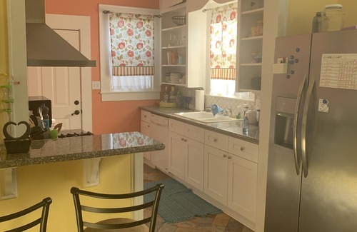 Galveston Cottage | Mermaid Academy with Tiki Lounge