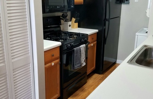 Merrillville Condo | Merrillville Condo-Close to Hospitals and Refinery