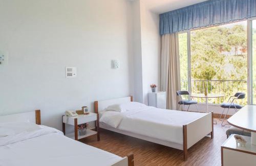 Duhur ash Shuwayr Hotel | Merry Land Hotel