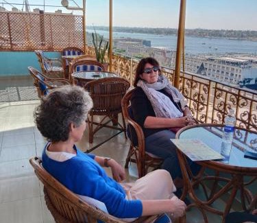Luxor Hotel | Merry Land Hotel & Roof Top Nile Restaurant Luxor