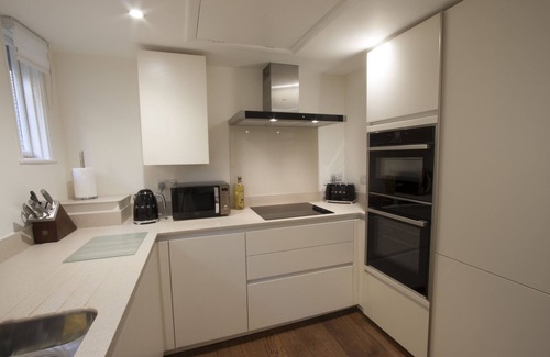 Rye Cottage | Merrythought Cottage - 2 bed, 2 bath cottage in the heart of Rye citadel