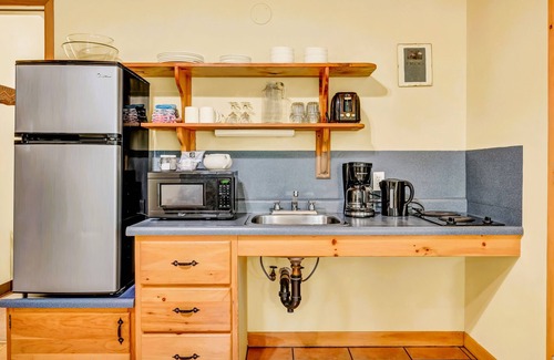 Annapolis Subdivision D Cabin | Mersey River Chalets a nature retreat