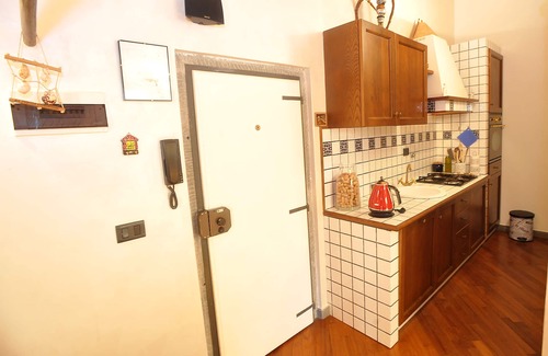 Santo Spirito Apartment | Merville House Central Florence