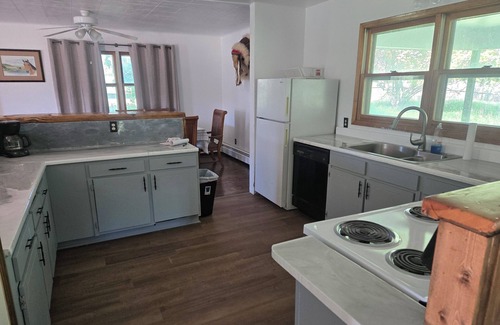 Mesa House | Mesa COWBOY&HORSE Ranchn Mesa Colorado. Sleeps 7+n All Pet Friendly