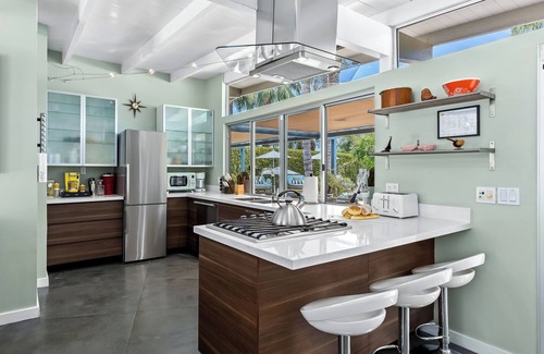 The Mesa House | Mesa Mid-Century - Walk to South Palm Springs!