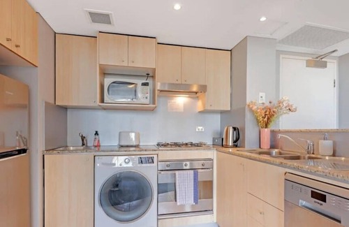 Haymarket Apartment | MetaWiseBnB|Sydney CBD|Haymarket 2Bed Next Capitol Theatre