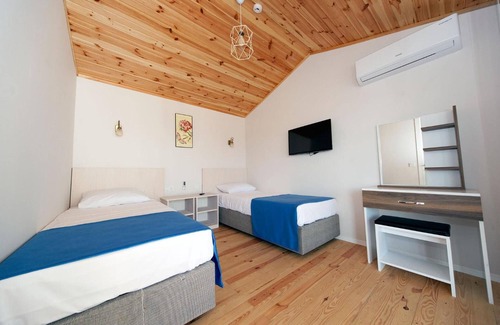 Gumusluk Hotel | Metin's Gumusluk
