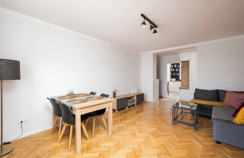 Ursynow Apartment | Metro Kabaty Deluxe Apartment