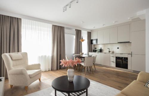 Ursynow Apartment | Metro Kabaty Elegant Apartment by BookingHost