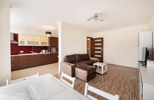 Targowek Apartment | Metro Kondratowicza Spacious Apartment by BookingHost