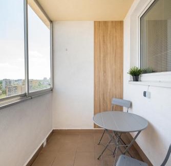 Ursynow Apartment | Metro Stokłosy Comfort Studio