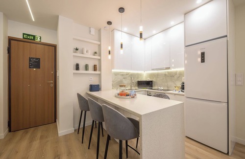 Attiki Apartment | MetroLink Athens Luxurious Apartment-2BD,2BR-Fast WiFi