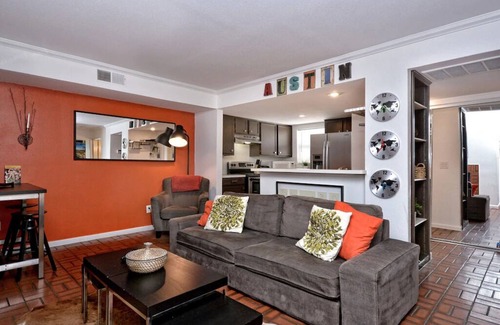 Waller Creek District Condo | Metropolitan Suite 2 Bedrooms