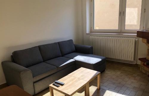 Jouy-aux-Arches Apartment | Metz Sud - A31 - Appartement rénové - 2 ch - 80 m2 - Entre Nancy et Luxembourg - Waves