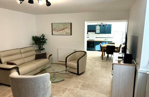 Perrigny-les-Dijon House | Meublé de Tourisme 3 étoiles La Margot