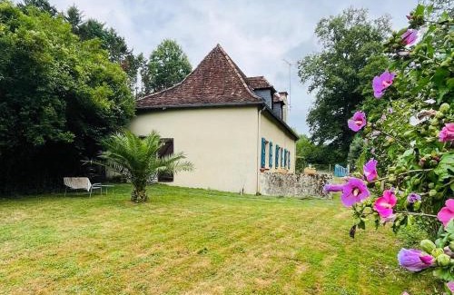 Salies-de-Bearn Apartment | Meublé de tourisme FONTARRABIE