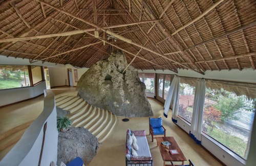 Mfangano Island Cabin | Mfangano Island Lodge