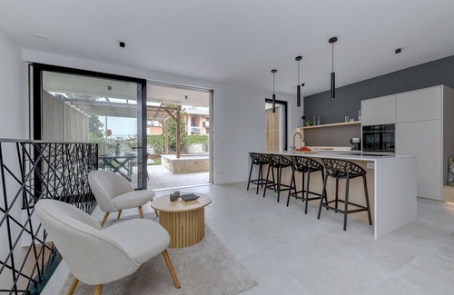 Bardolino Apartment | MGH Luxury - Corte Garden Bardolino 34