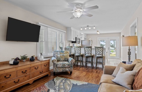 Harkers Island Condo | Mi Faro (My Lighthouse) Unit A