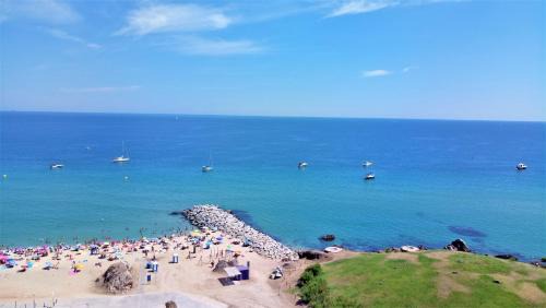 Montgat Apartment | Mia Beach-City apartment