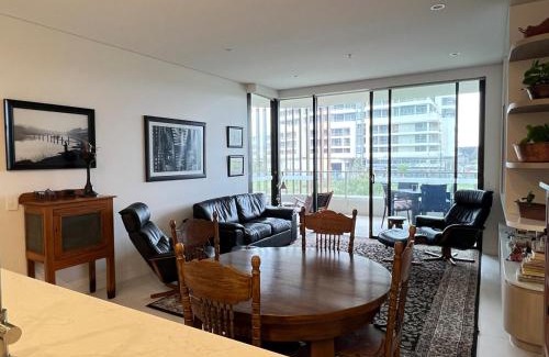 Shell Cove Apartment | Mia Mia at the Marina